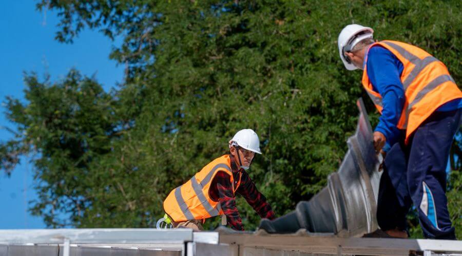 Expert new roof installation services in Campbellsburg, IN
